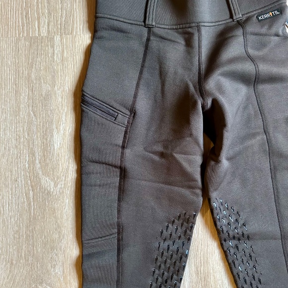 NWT Kerrits Power Stretch® Fleece Knee Patch Pocket Riding Tight Seal Size Small - Picture 2 of 7